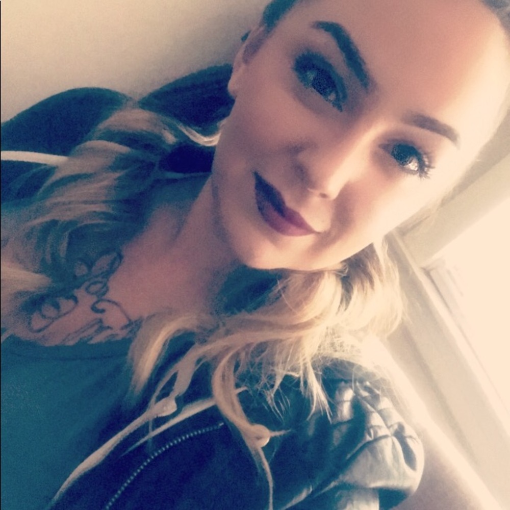 Meet your Posher, Natalie